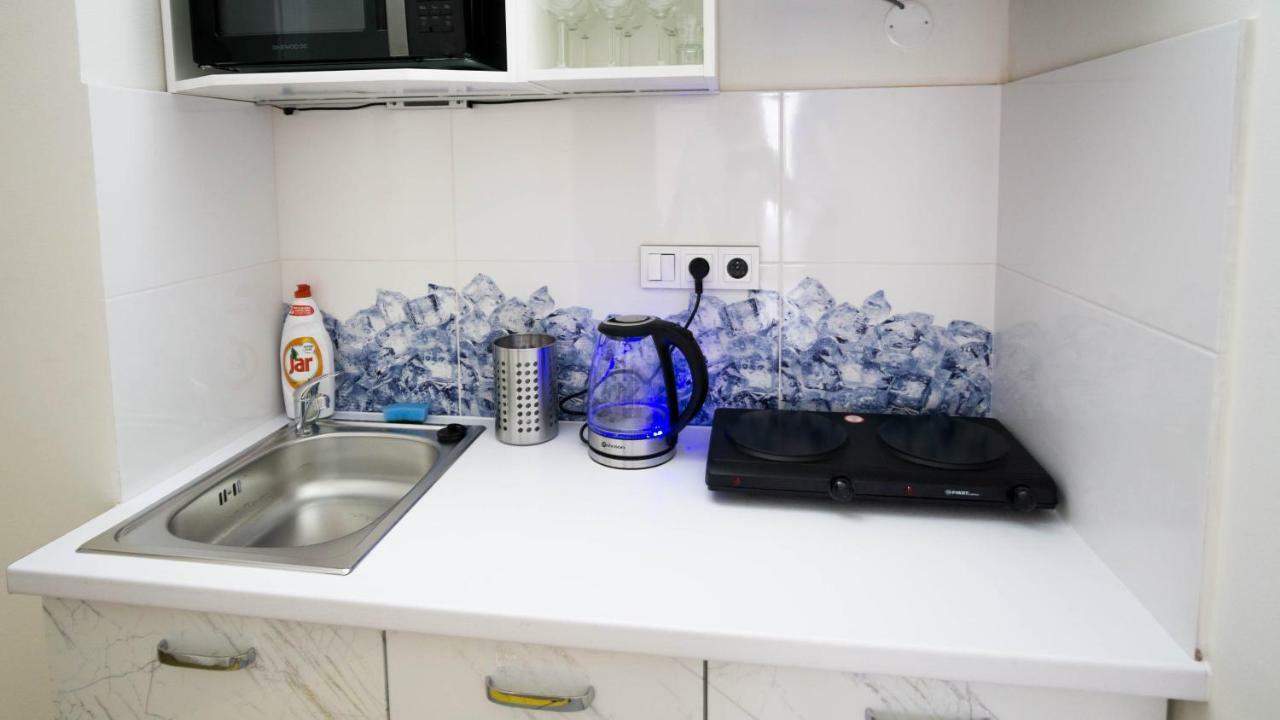 Apartment Four Year Seasons - Walkable To Centre, Metro And Riverside ปราก ภายนอก รูปภาพ